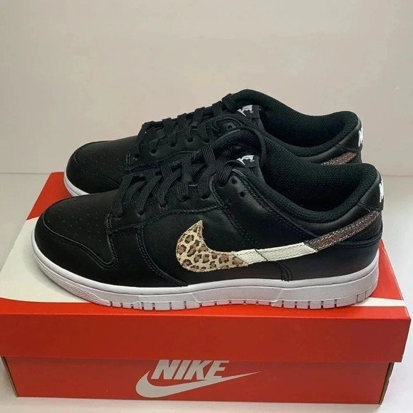 Nike Dunk Low SE Primal Black Animal Instinct Swoosh Size 7 New - Picture 1 of 12